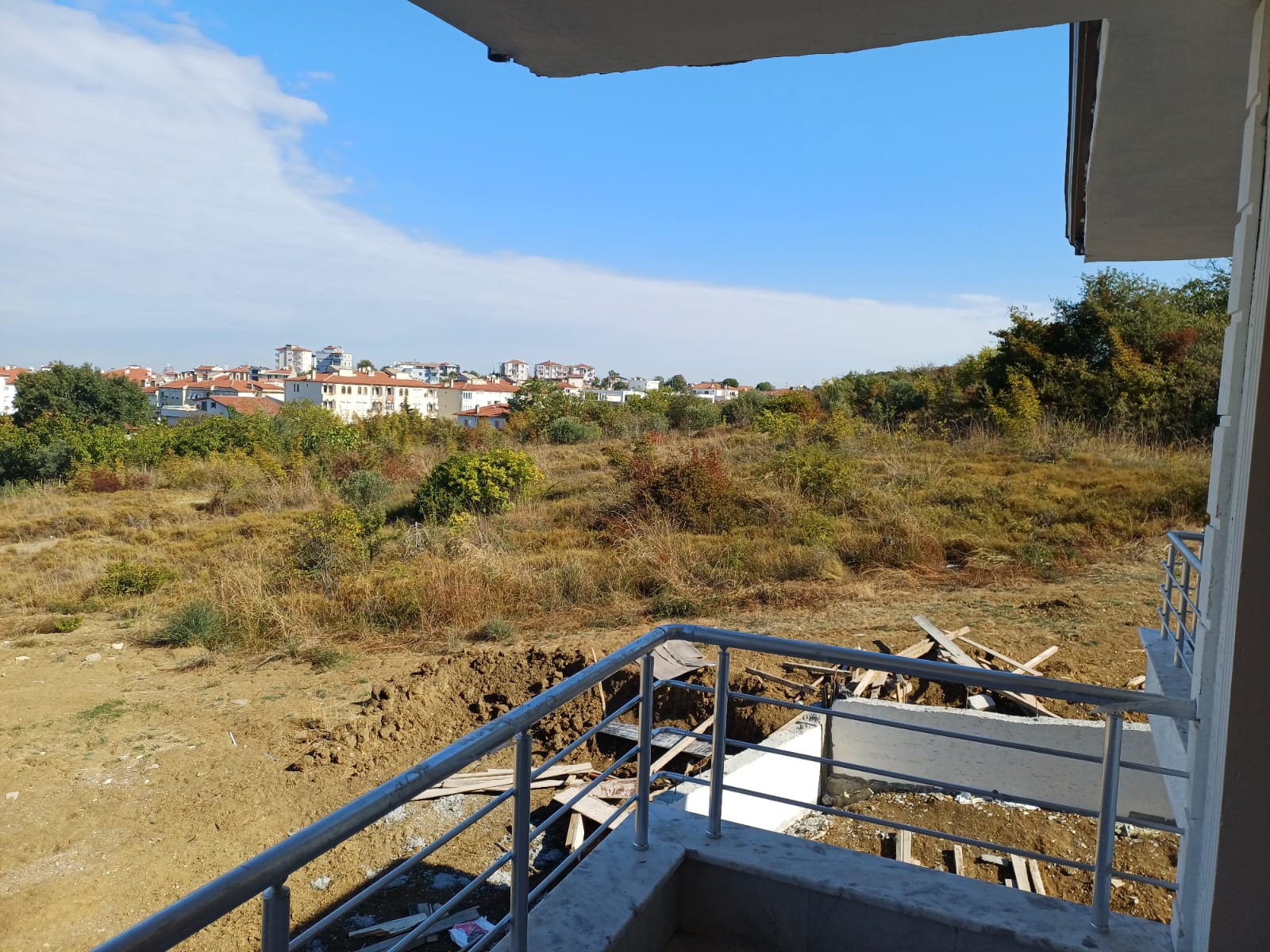 KORU CUMHURİYET MAHALLESİNDE 1+1 SATILIK DAİRE